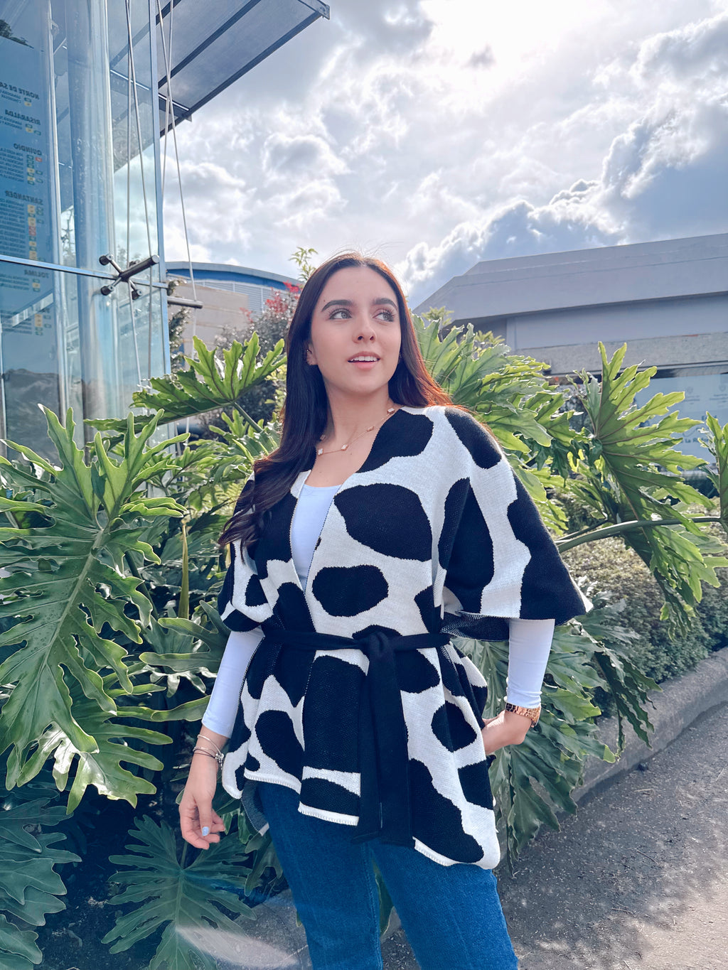 Ruana chal manchas vaquita mujer