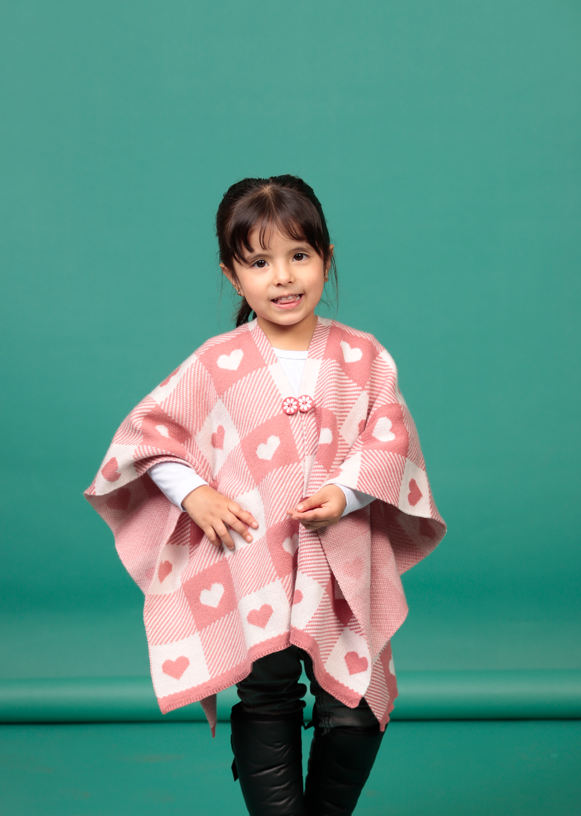 Ruana corazón niña